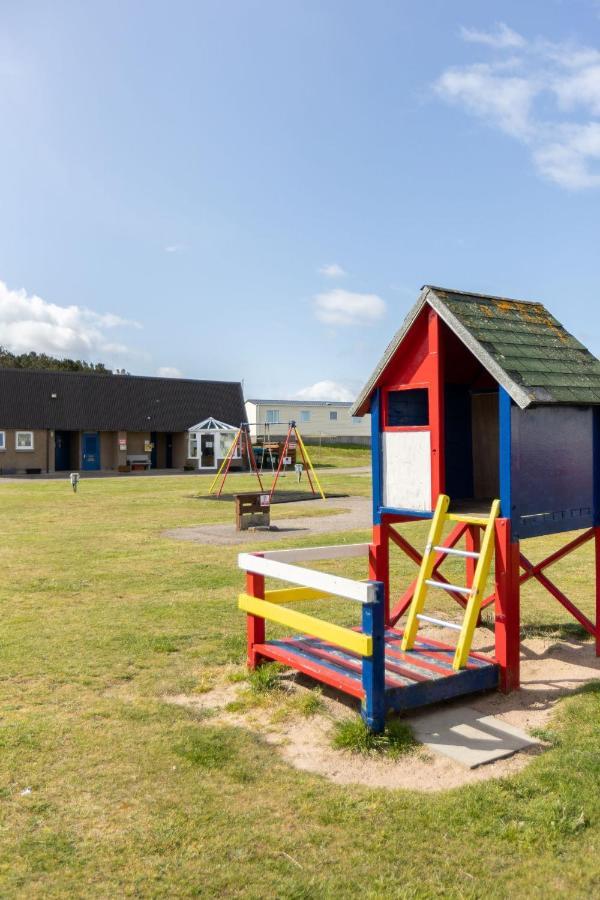 The Beach Hut, Burghead Villa Екстериор снимка